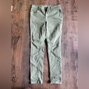 Old Navy skinny jeans
